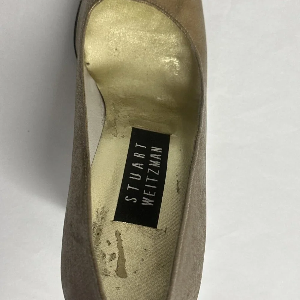 Stuart Weitzman Womans Size 5 1/2 B Gold Satin Square Toe Pumps High Heel Shoes - Picture 15 of 15
